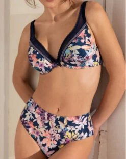 Soutien-gorge Coque Antigel Mille Pétales (Pétales Aquarelle) -Lingerie De Mode Magasin soutien gorge coque antigel mille petales petales aquarelle 1